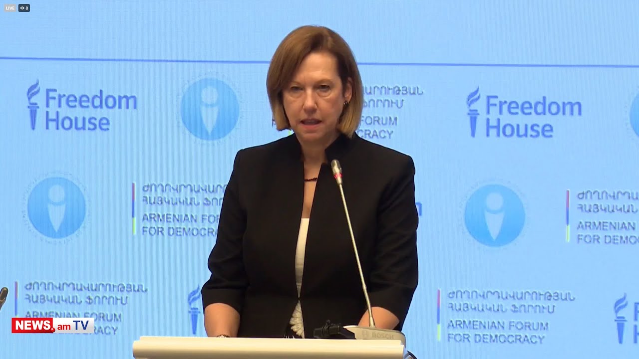 Հայաստանի դեսպանը հանձնել է իր հավատարմագրերը Թաիլանդի թագավորին